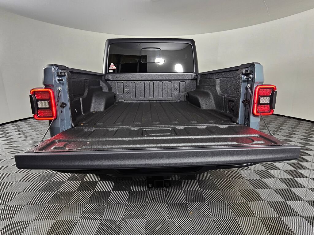 New 2026 Jeep Gladiator Mojave AWD/4WD image 16