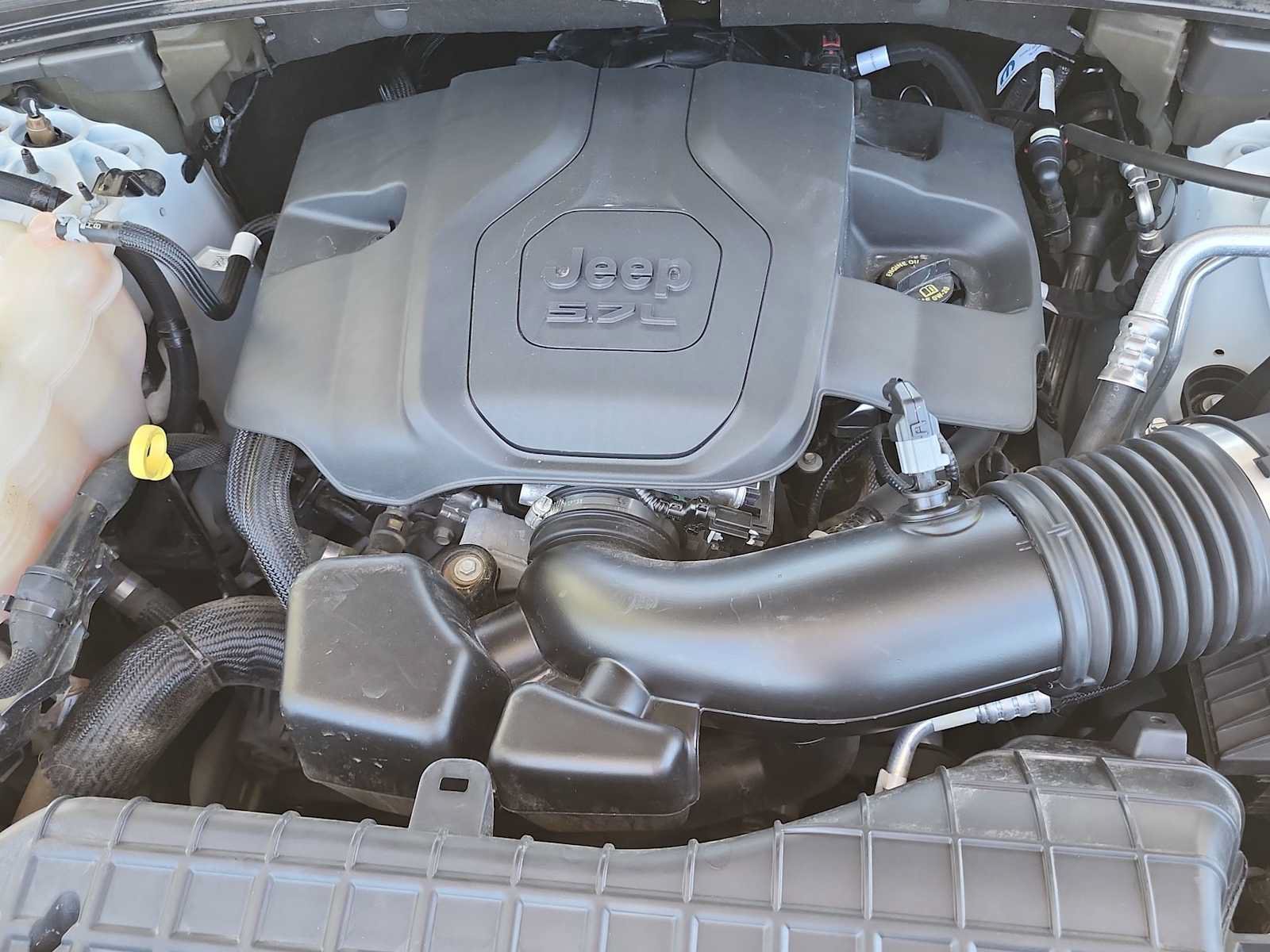 Used 2022 Jeep Grand Cherokee Summit AWD/4WD image 13