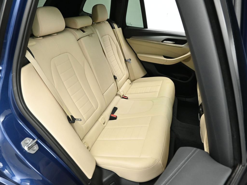 Used 2018 BMW X3 M40i image 19