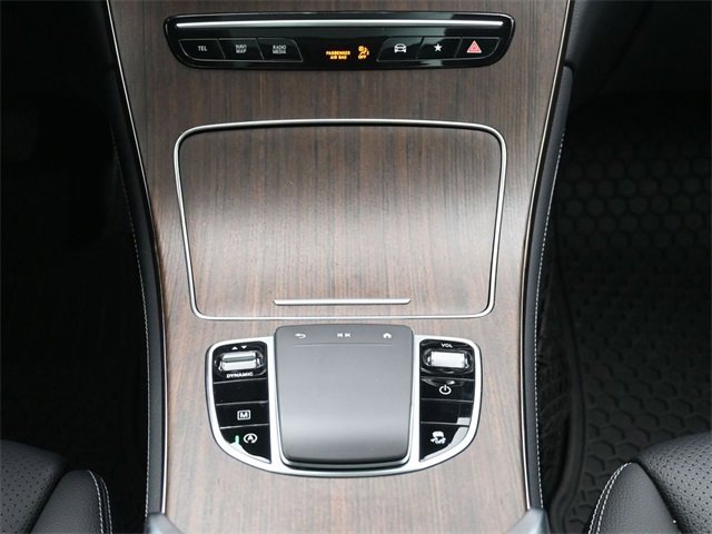 Used 2020 Mercedes-Benz GLC 300 4MATIC image 23