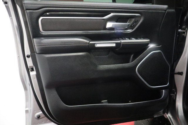 Used 2020 RAM 1500 Laramie w/ Sport Appearance Package AWD/4WD image 29