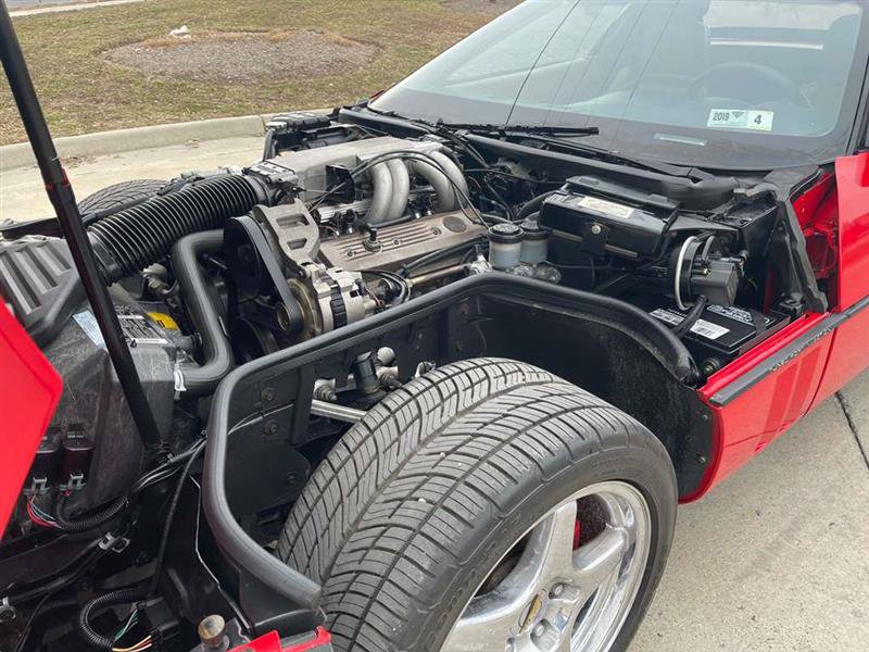 Used 1990 Chevrolet Corvette Convertible RWD image 95
