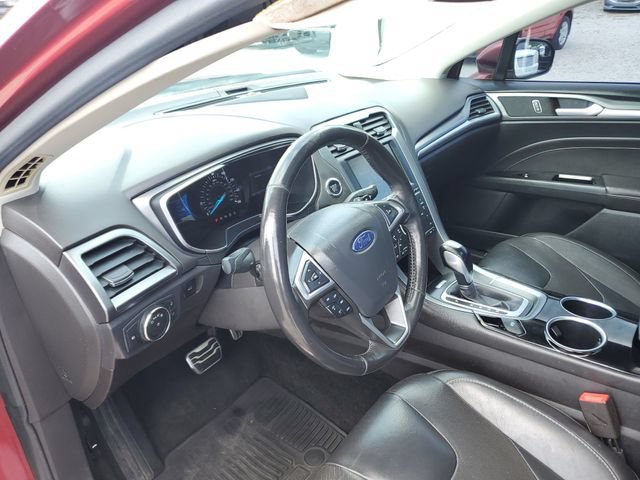 Used 2013 Ford Fusion Titanium FWD image 17