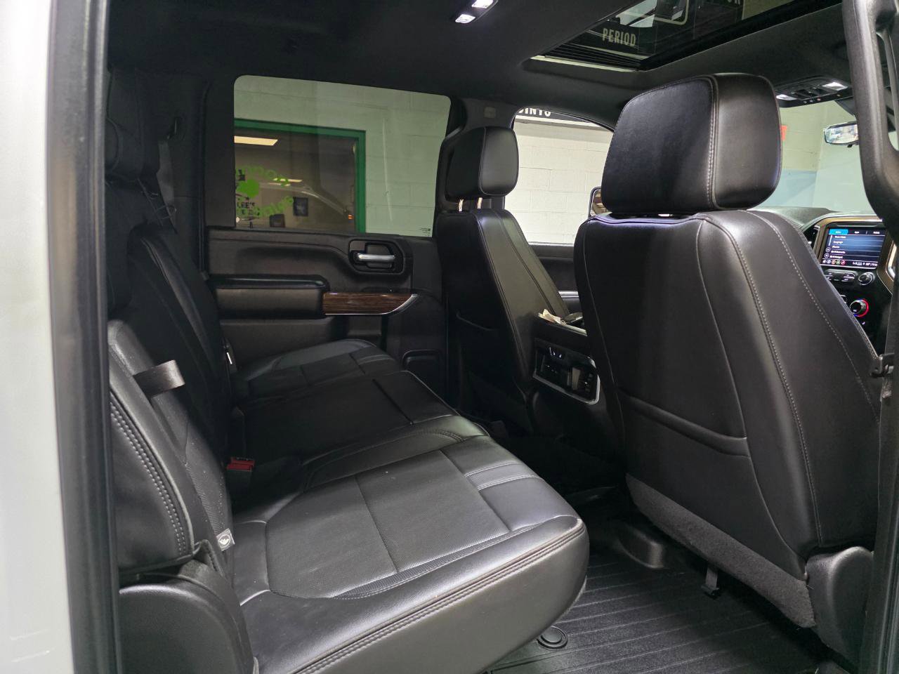 Used 2021 Chevrolet Silverado 3500 High Country w/ Z71 Off-Road Package image 24