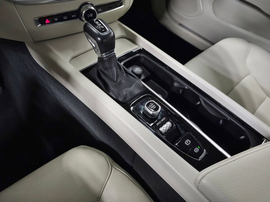 Used 2019 Volvo S60 T5 Momentum FWD image 25