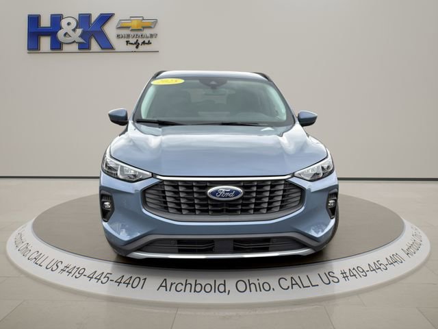 Used 2025 Ford Escape Platinum AWD/4WD image 3