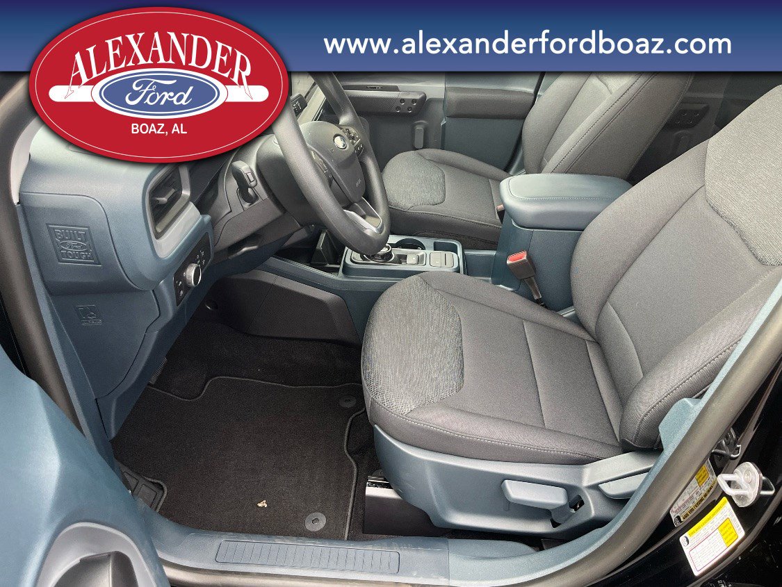 New 2025 Ford Maverick XL image 9