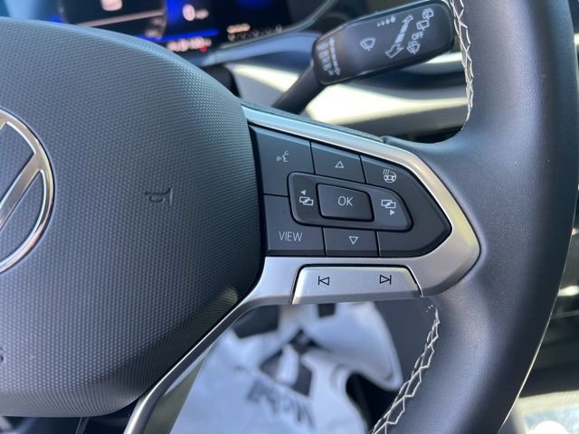 Used 2023 Volkswagen Taos SE image 15