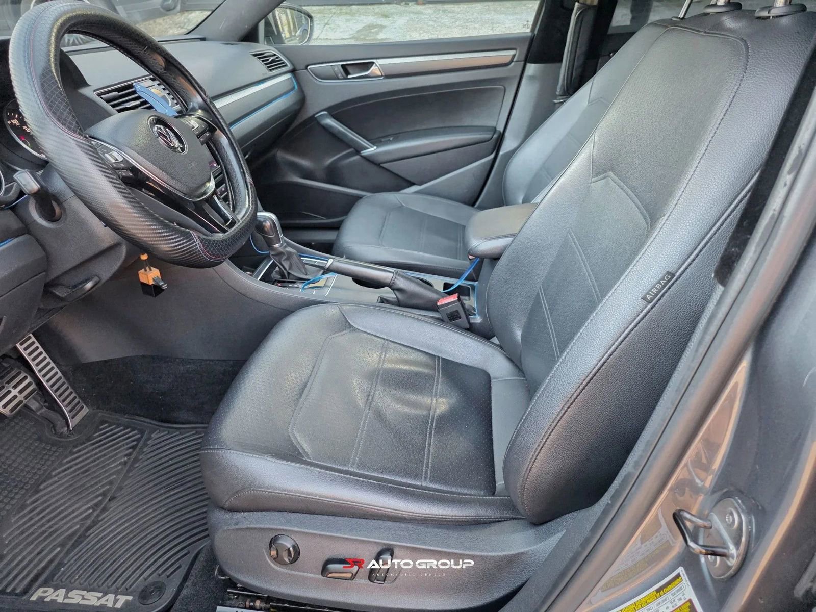 Used 2017 Volkswagen Passat 1.8T R-Line image 16