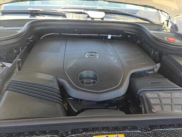 New 2026 Mercedes-Benz GLS 450 4MATIC image 4