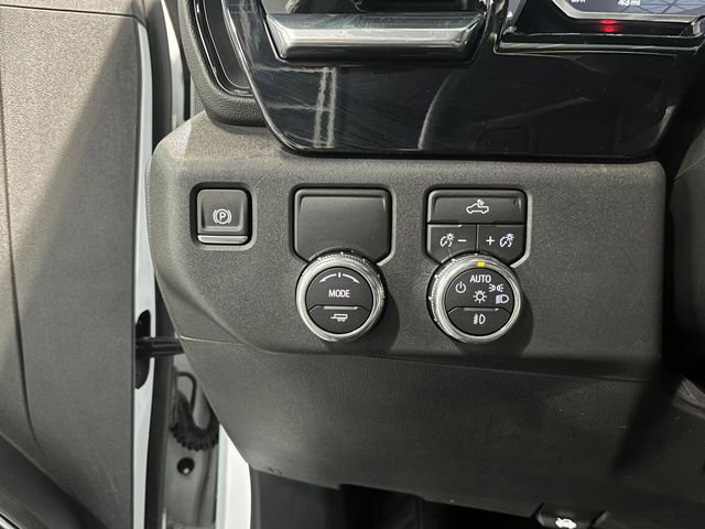 Used 2024 GMC Sierra 1500 Elevation image 24