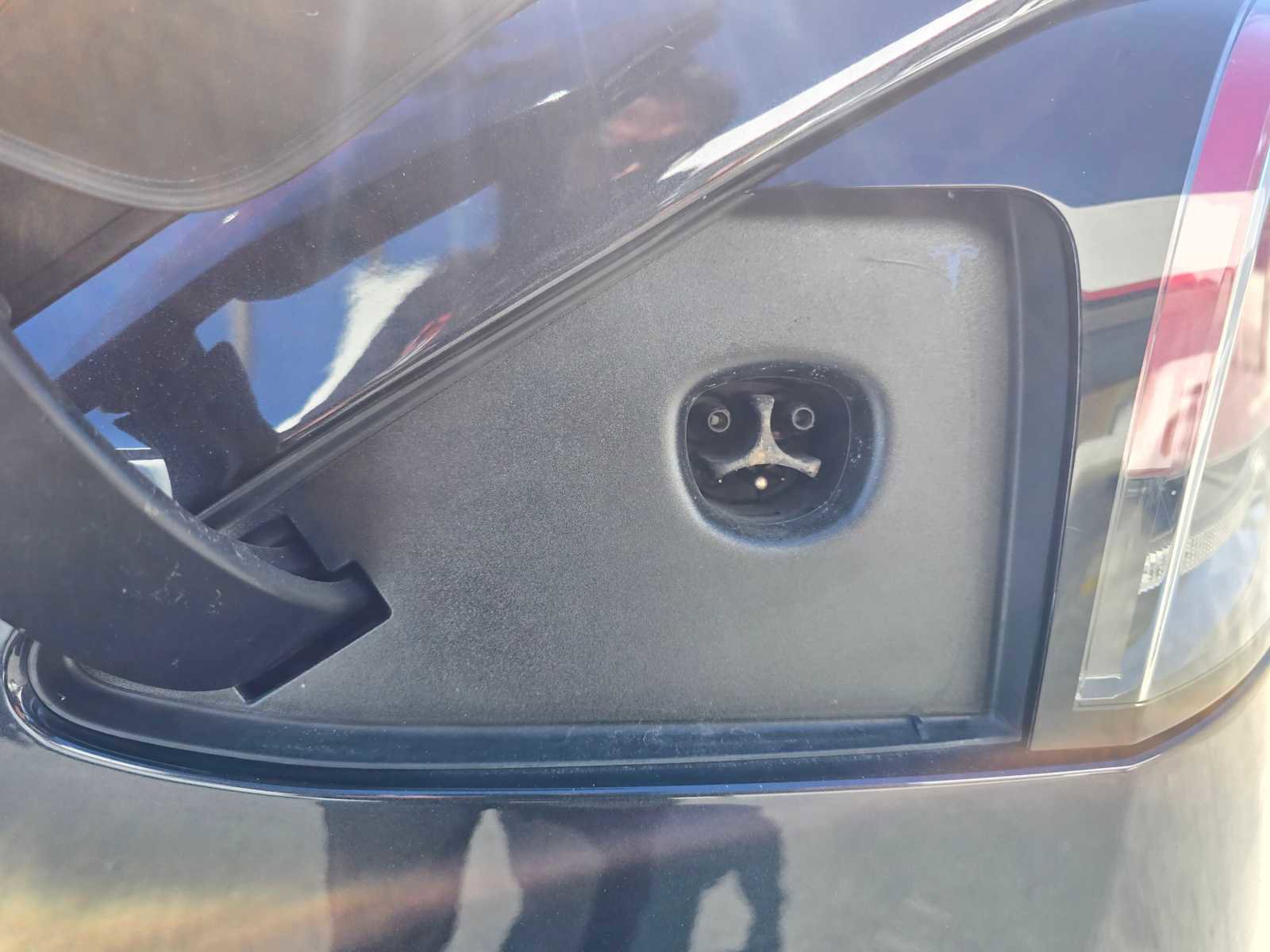 Used 2024 Tesla Model X AWD/4WD image 19