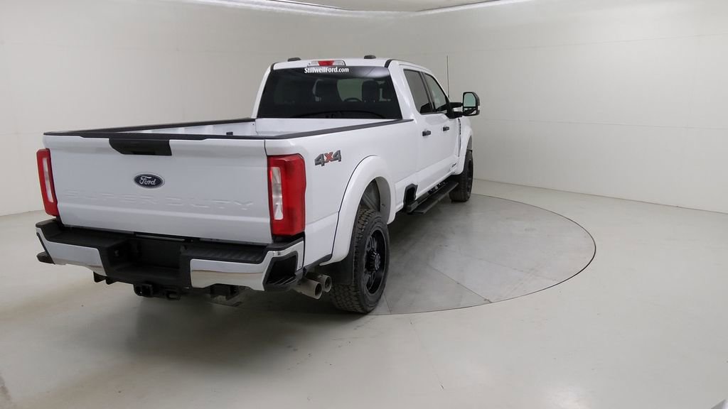 Used 2024 Ford F350 XLT image 14