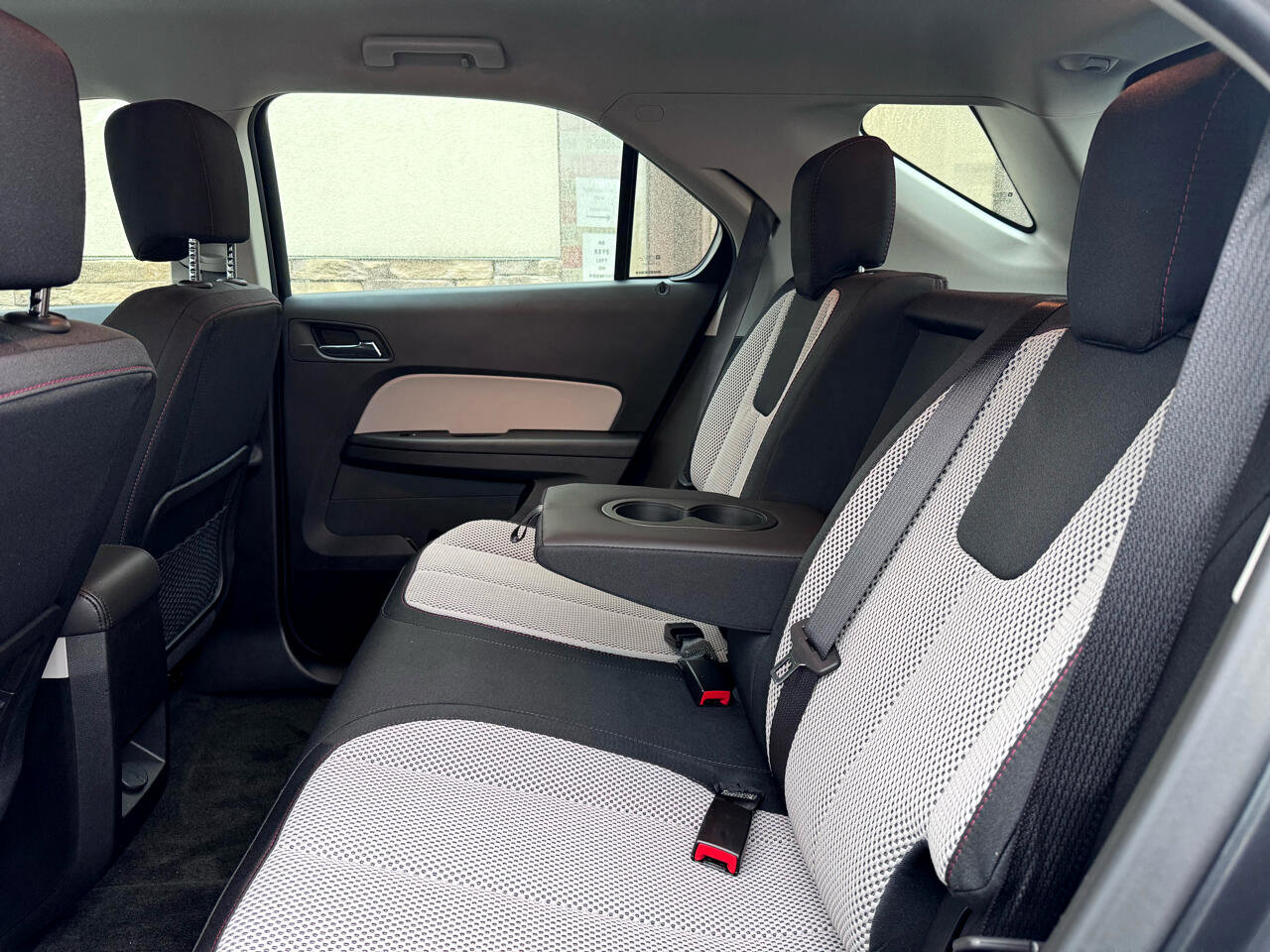 Used 2017 Chevrolet Equinox LS image 14