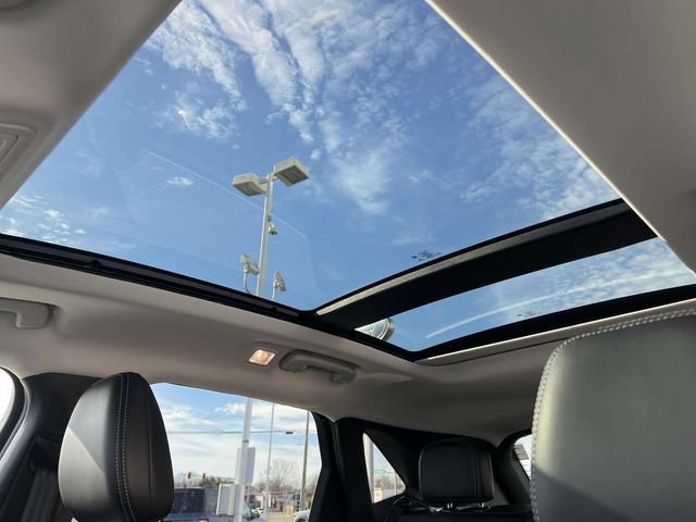 New 2025 Ford Escape SE FWD image 25