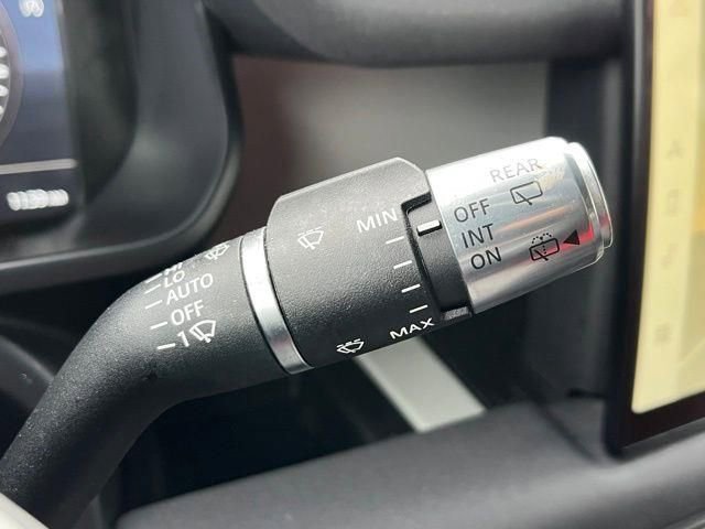 Used 2022 Land Rover Defender 110 X-Dynamic SE AWD/4WD image 45