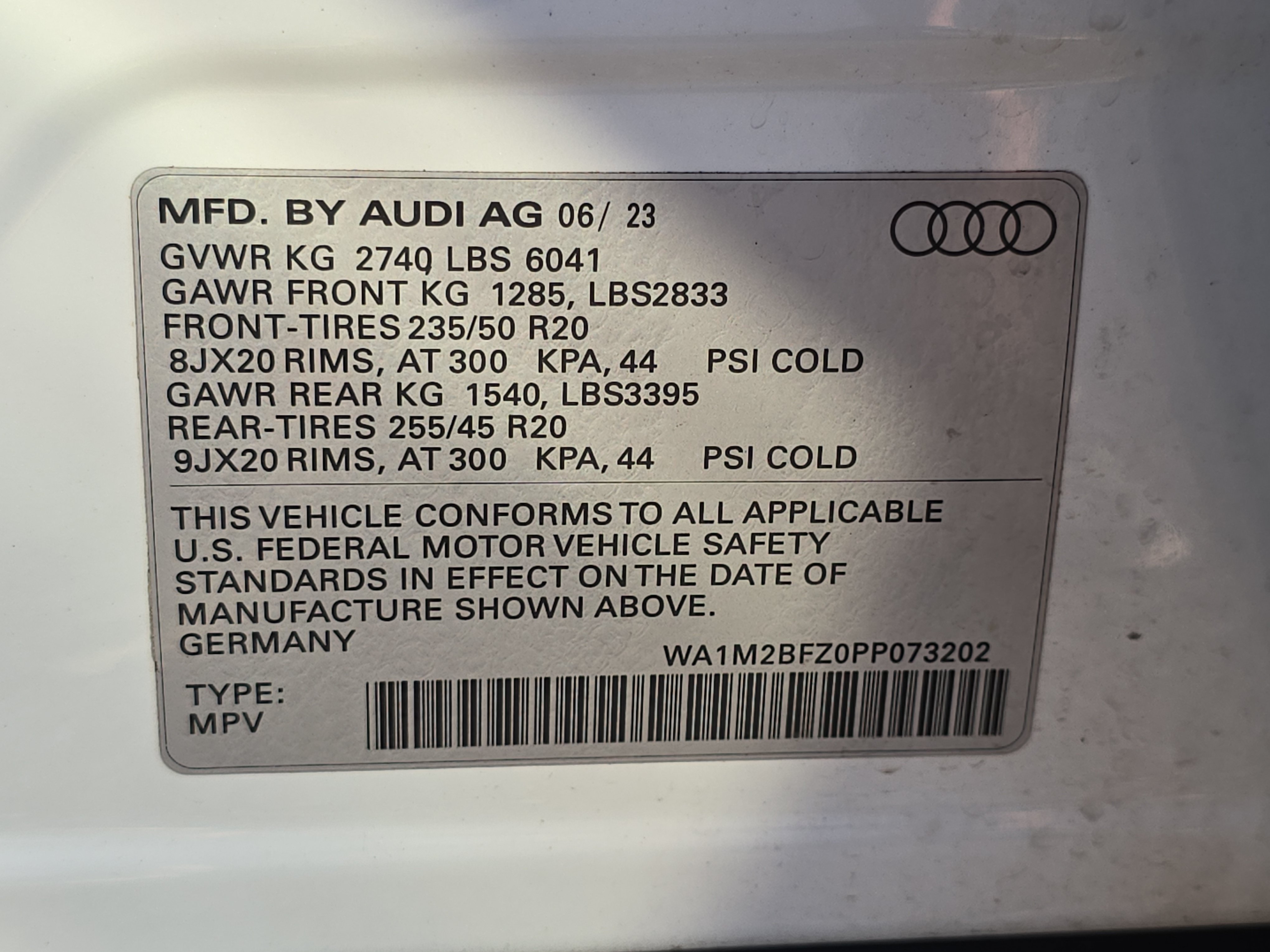 Used 2023 Audi Q4 e-tron Prestige w/ Black Optic Package AWD/4WD image 36
