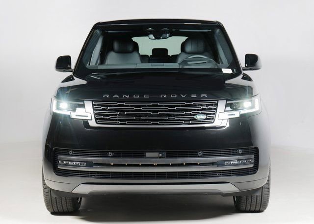New 2025 Land Rover Range Rover SE image 8
