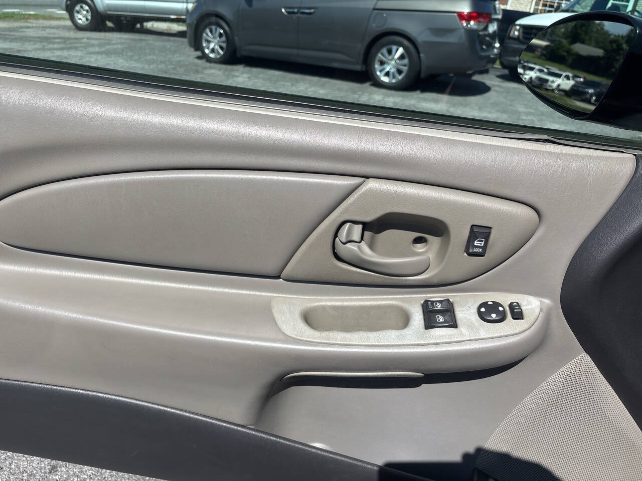 Used 2004 Chevrolet Monte Carlo LS w/ Preferred Equipment Group FWD image 19