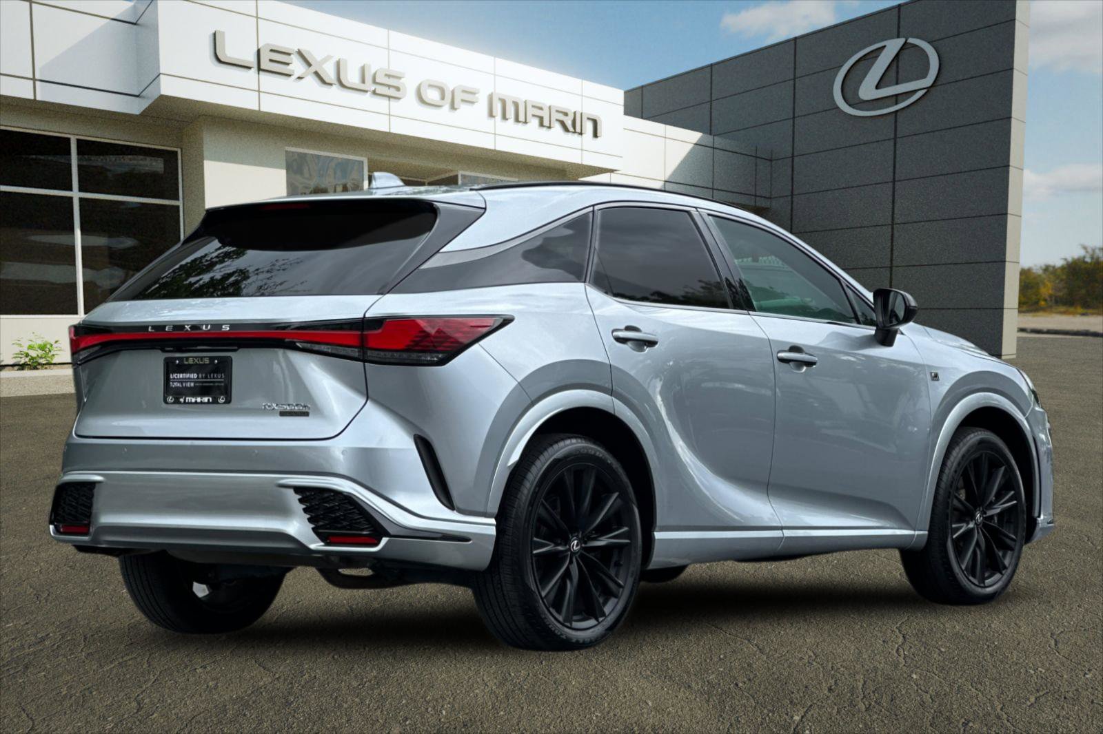 Certified 2023 Lexus RX 500h F Sport w/ Cold Area Package image 8