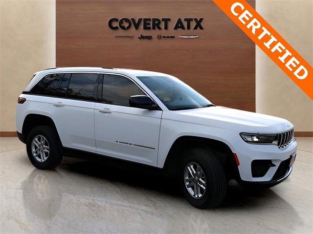 Used 2023 Jeep Grand Cherokee Laredo image 6