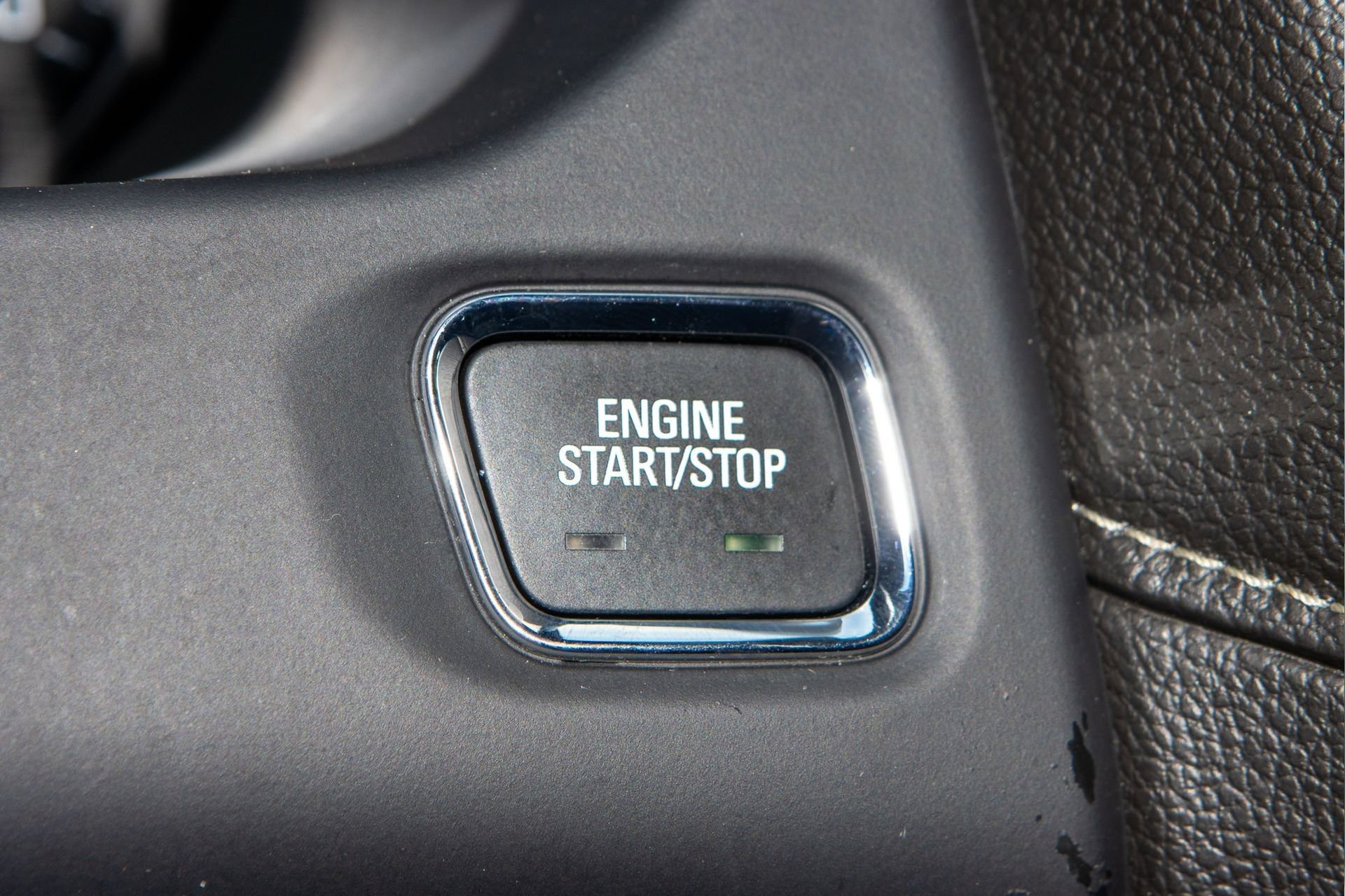 Used 2022 GMC Acadia SLE w/ Driver Convenience Package image 27