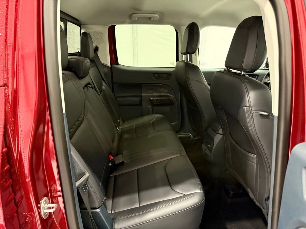 New 2025 Ford Maverick Lariat w/ Black Appearance Package image 24