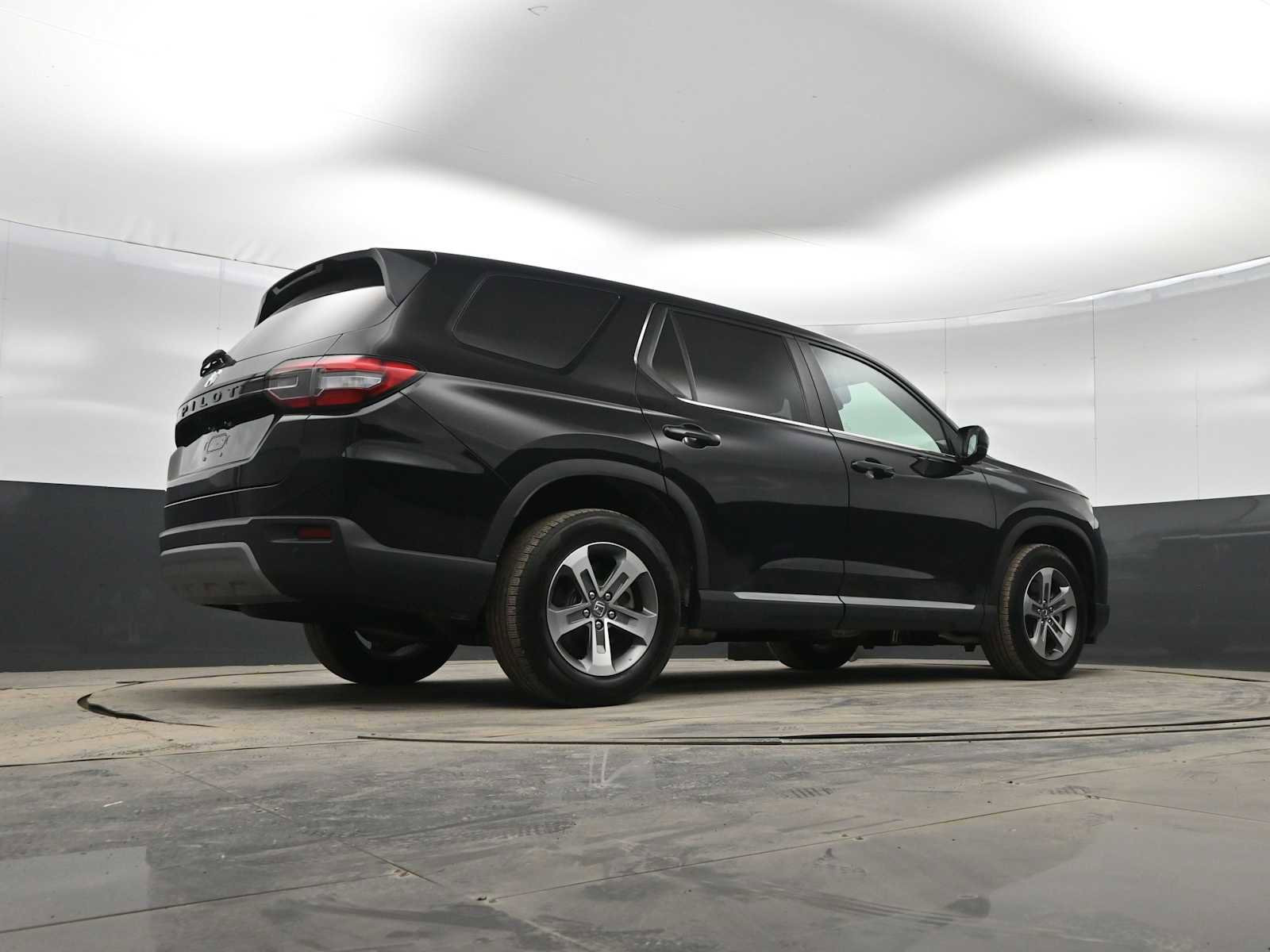 Used 2024 Honda Pilot EX-L image 36