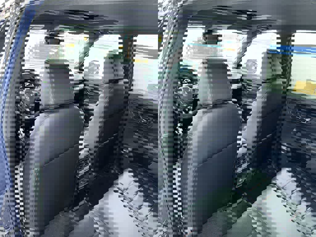 Used 2025 Honda CR-V Sport-L image 29