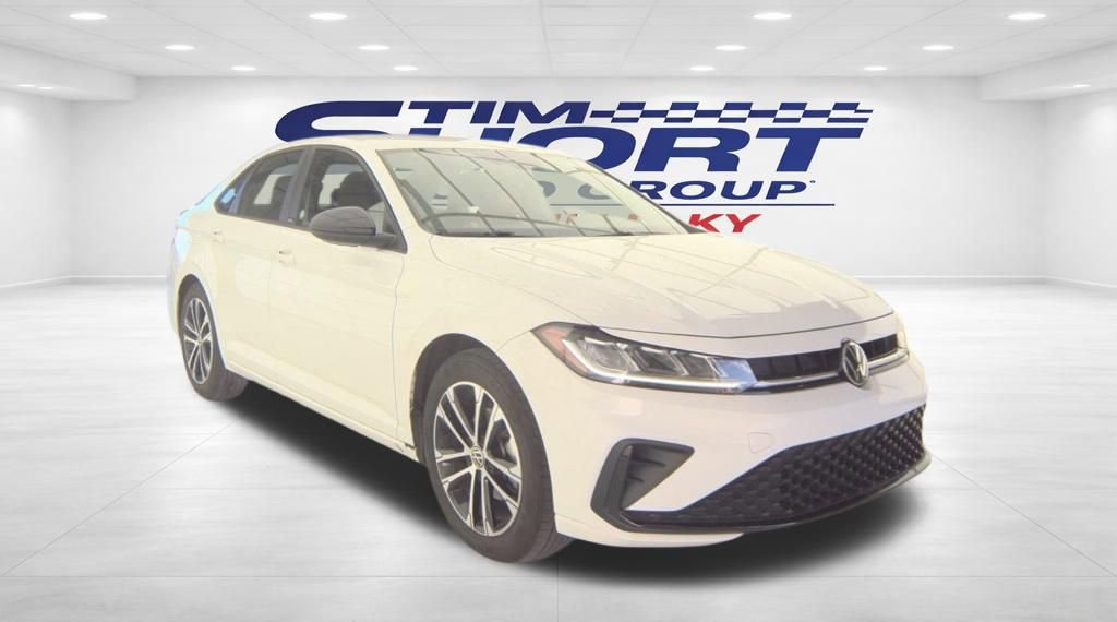 Used 2025 Volkswagen Jetta Sport image 4