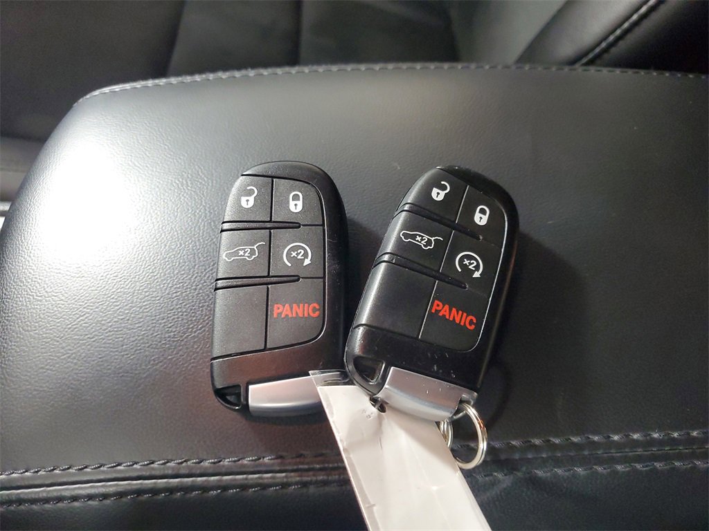 Used 2019 Jeep Grand Cherokee Altitude image 26