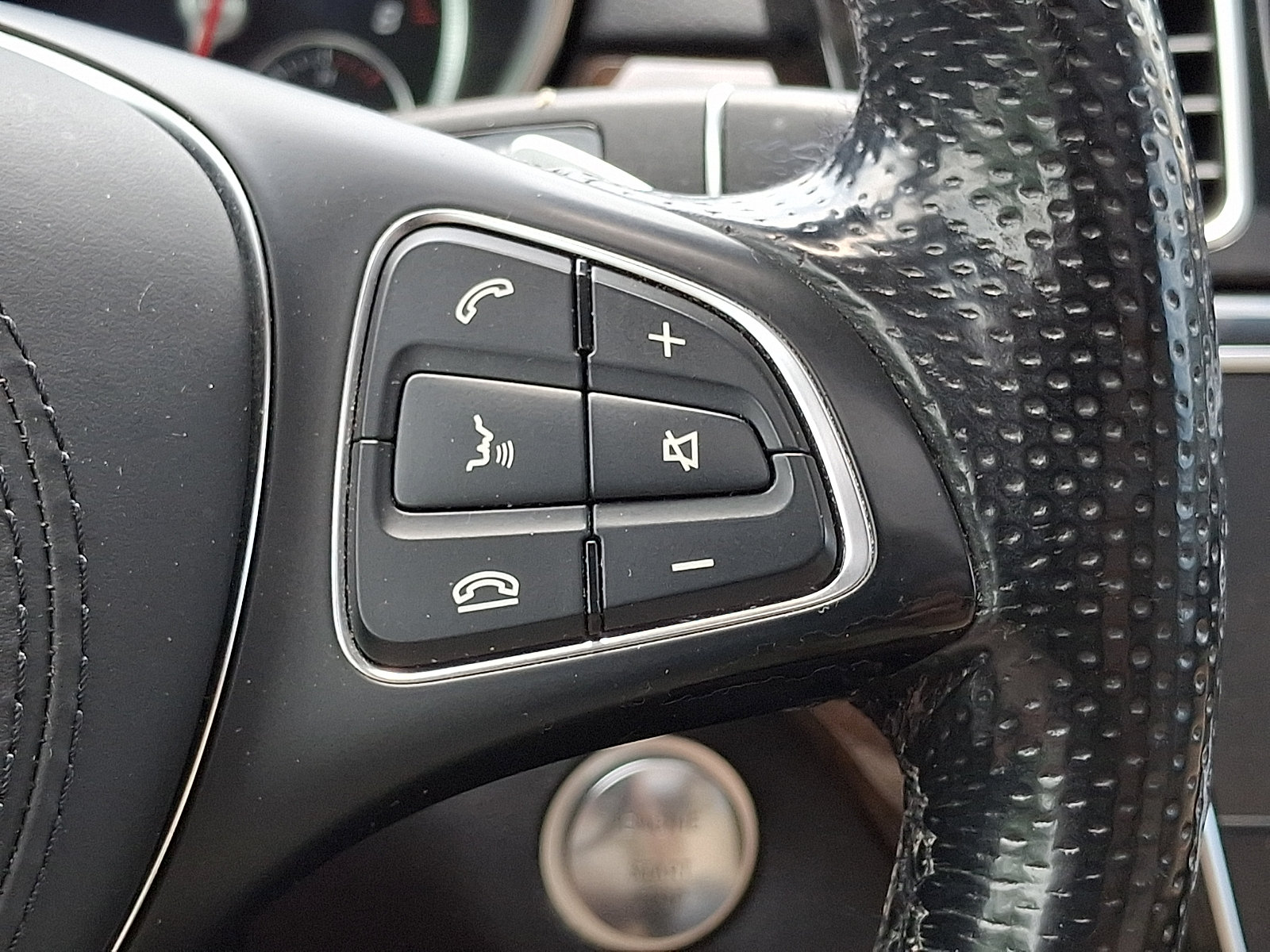 Used 2019 Mercedes-Benz GLS 450 4MATIC image 26