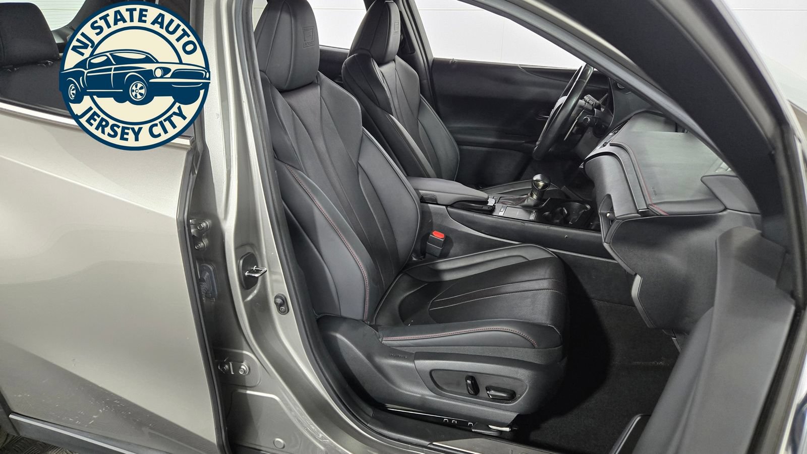 Used 2021 Lexus UX 200 F Sport w/ Accessory Package (Z1) FWD image 40
