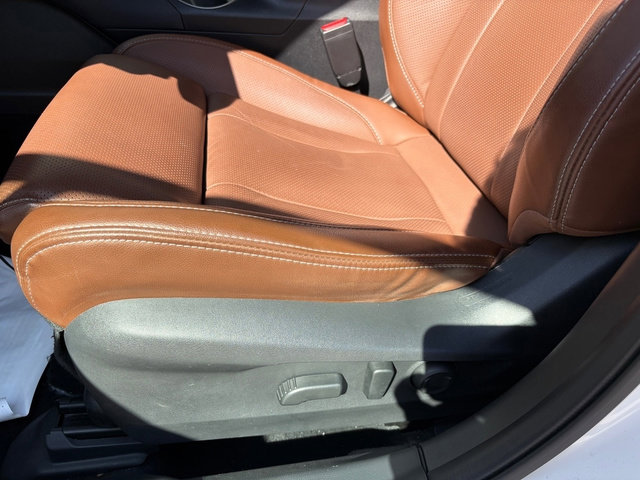 Used 2022 Subaru Outback Touring image 13