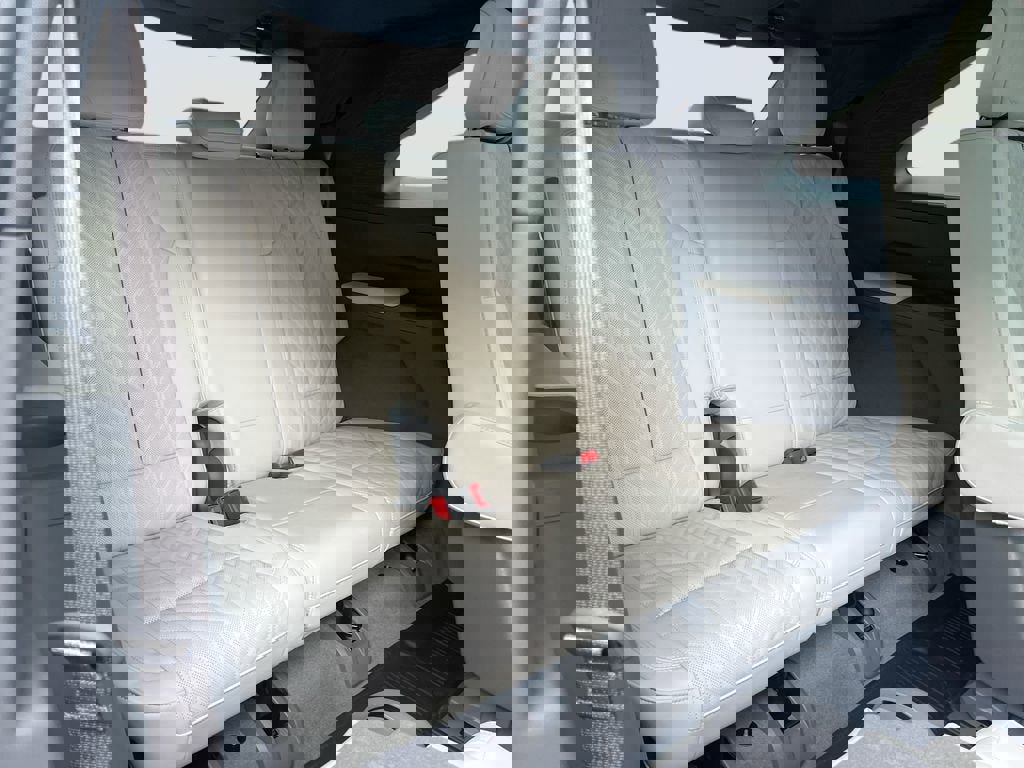 New 2026 Cadillac Escalade IQ Sport 1 w/ LPO, ONYX Package image 29