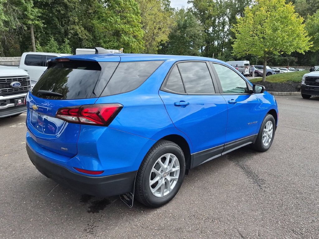 Used 2024 Chevrolet Equinox LS w/ LS Convenience Package AWD/4WD image 13