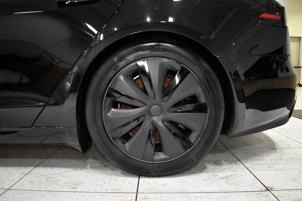 Used 2023 Tesla Model S Standard Range image 11