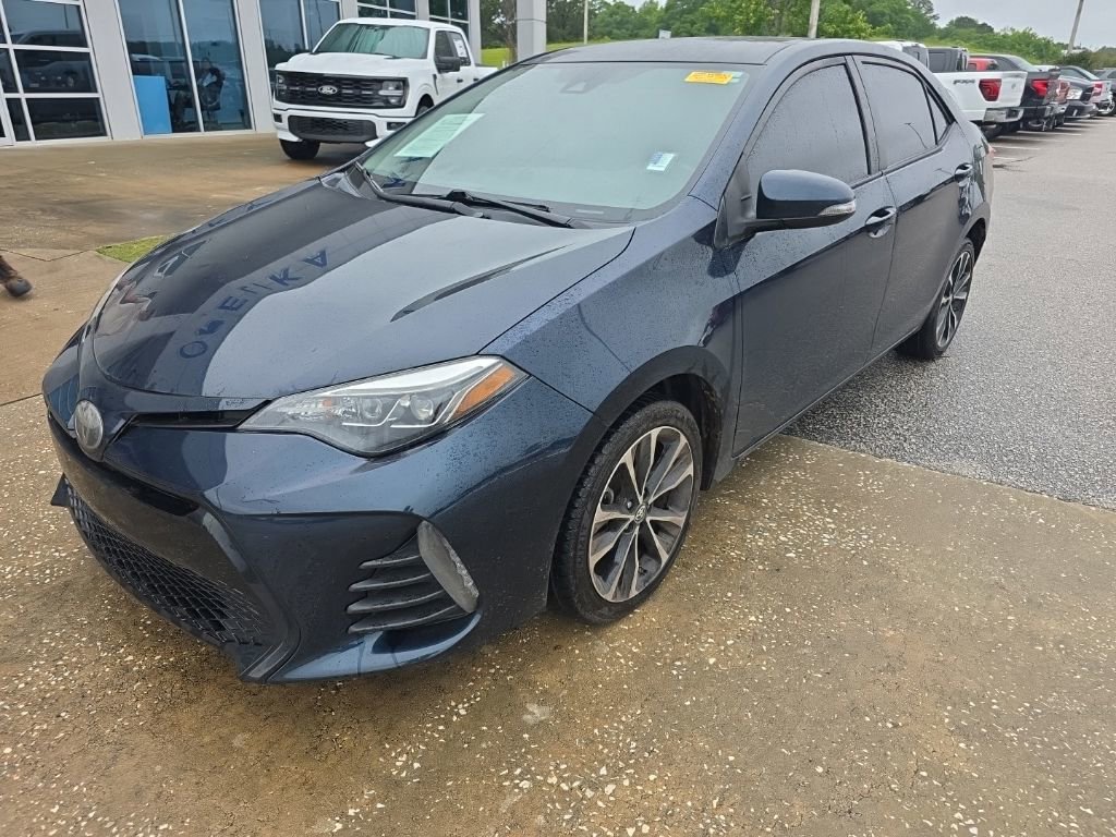 Used 2019 Toyota Corolla SE FWD image 2