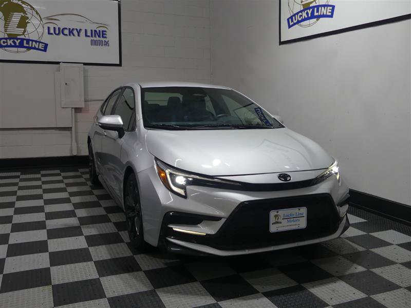 Used 2024 Toyota Corolla SE FWD image 5