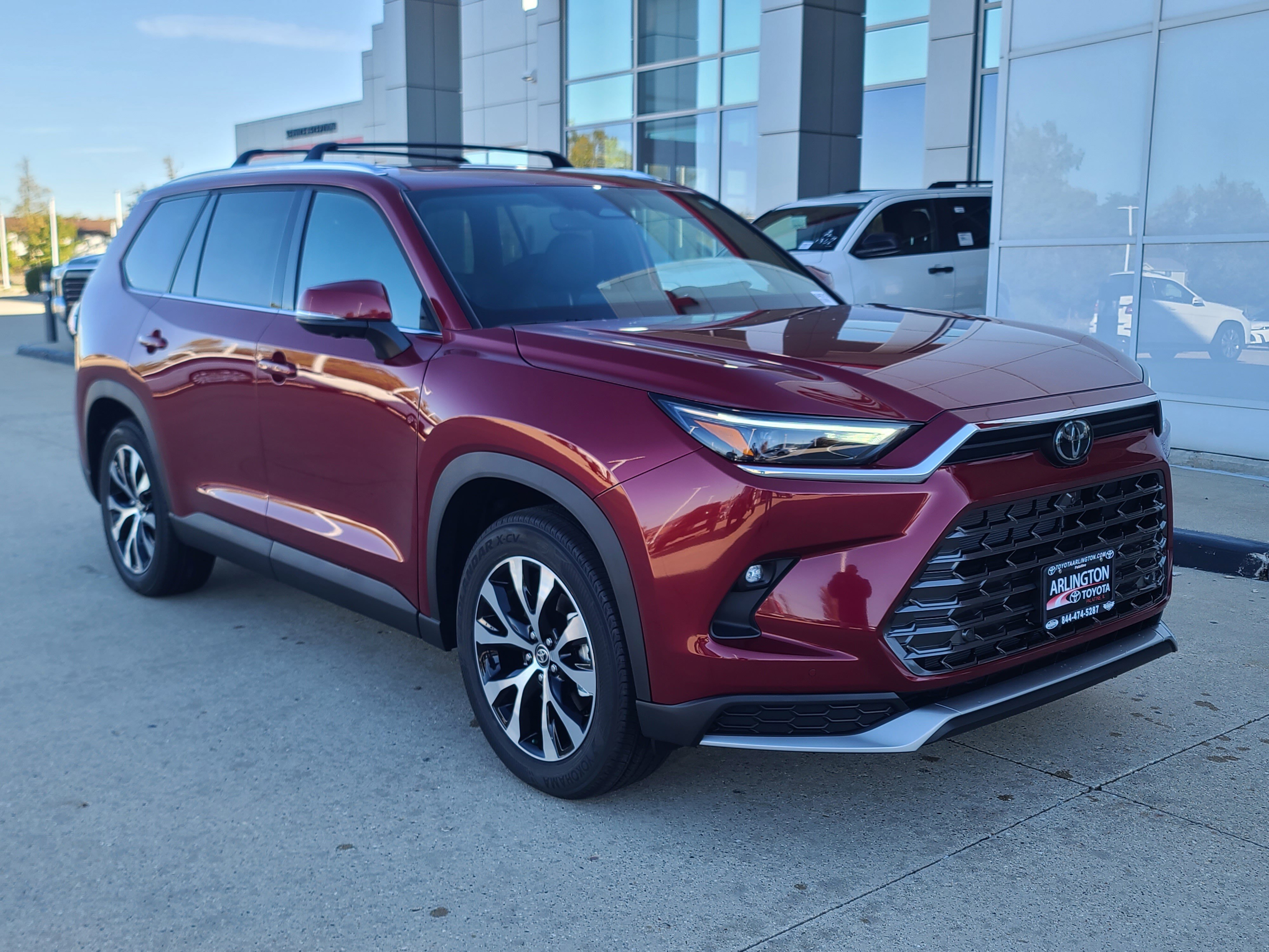 New 2026 Toyota Grand Highlander AWD Hybrid image 2