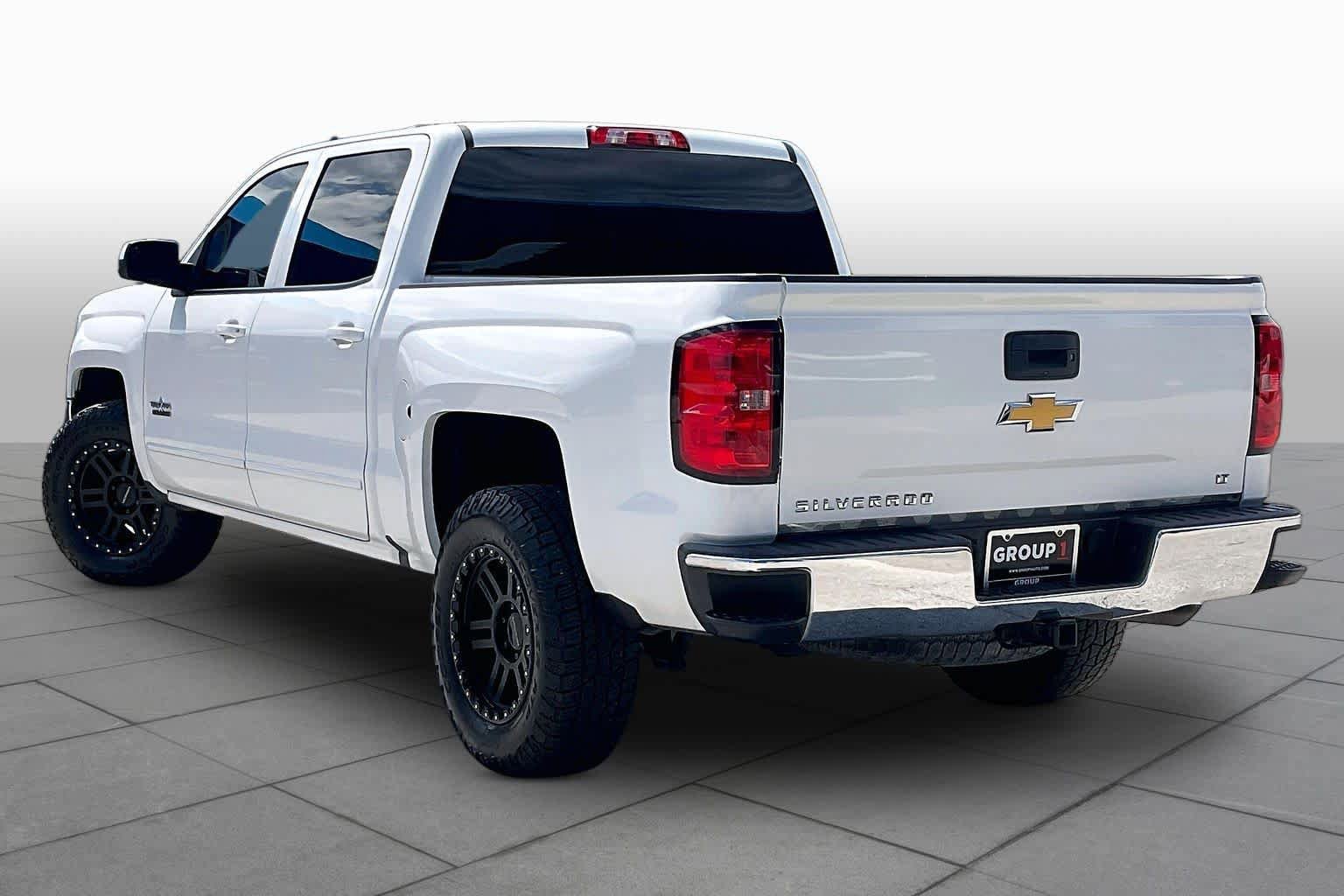 Used 2018 Chevrolet Silverado 1500 LT w/ Texas Edition RWD image 12