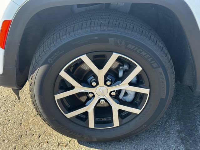 Certified 2024 Jeep Grand Cherokee Limited AWD/4WD image 10