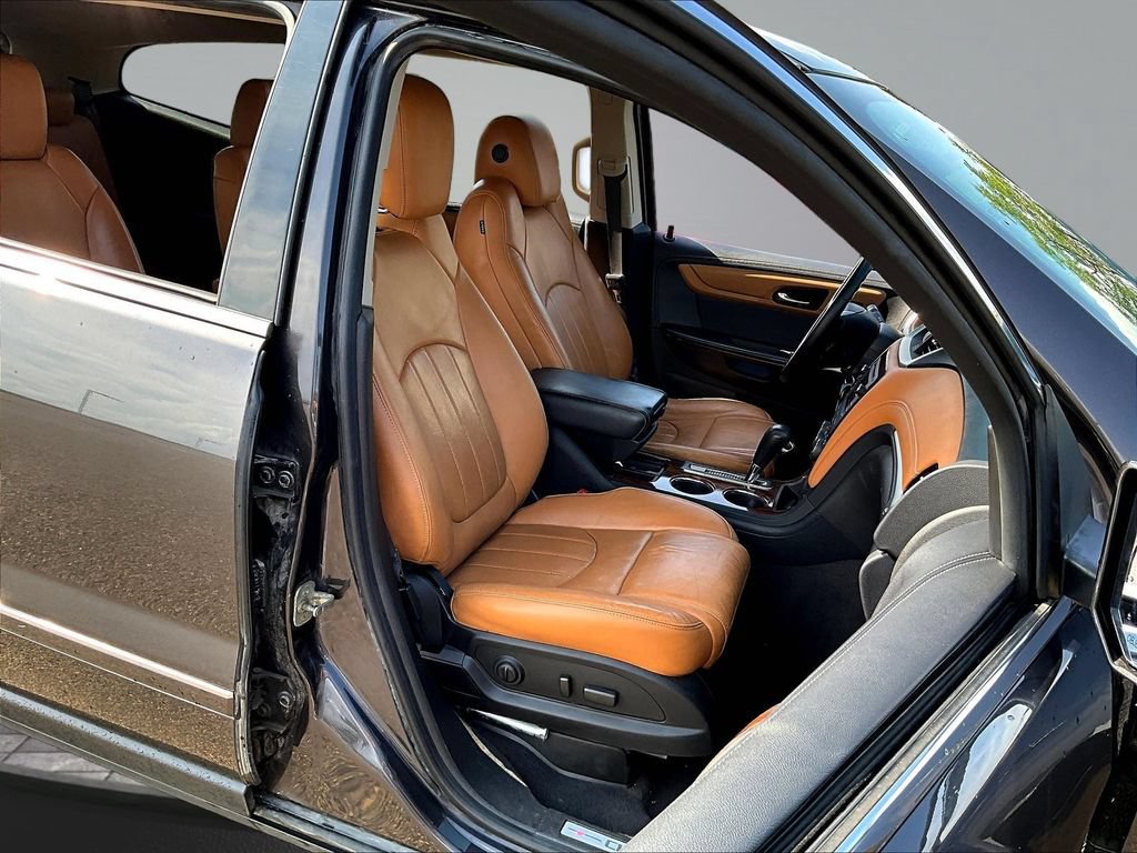 Used 2013 Chevrolet Traverse LTZ FWD image 29