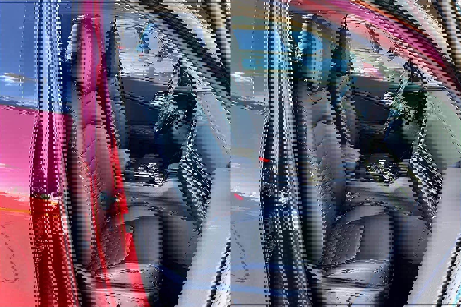 Used 2025 Kia Sportage SX Prestige image 8