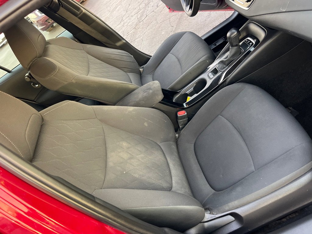 Used 2022 Toyota Corolla LE image 18