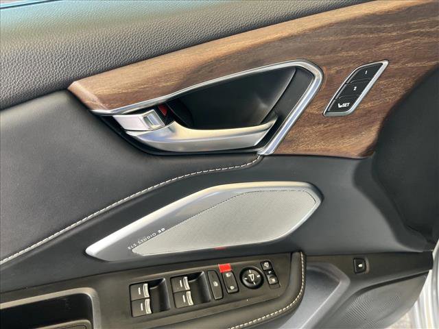Used 2023 Acura RDX AWD w/ Advance Package image 17