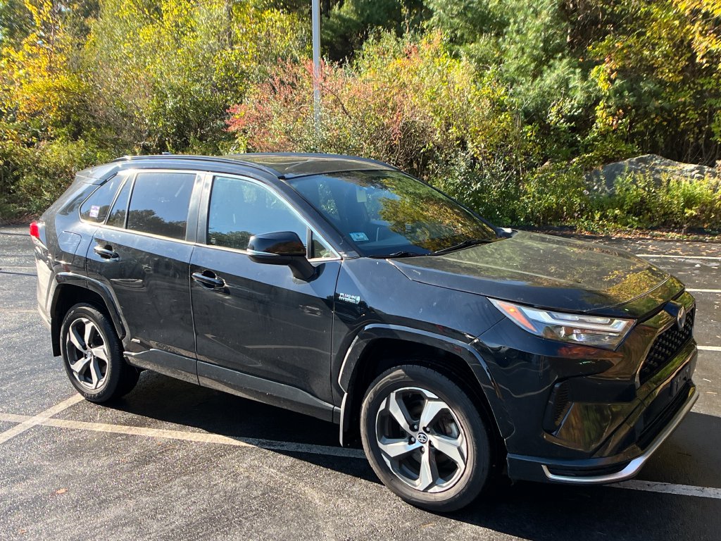 Used 2023 Toyota RAV4 SE w/ Weather & Moonroof Package AWD/4WD image 36