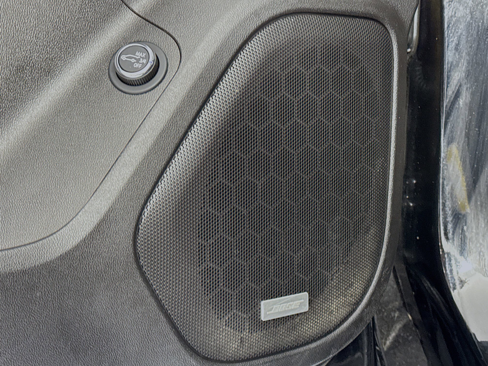 Used 2023 GMC Acadia AT4 w/ Technology Package image 18