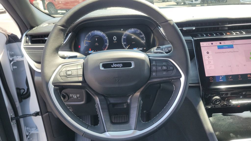 New 2025 Jeep Grand Cherokee L Limited w/ Black Appearance Package image 25