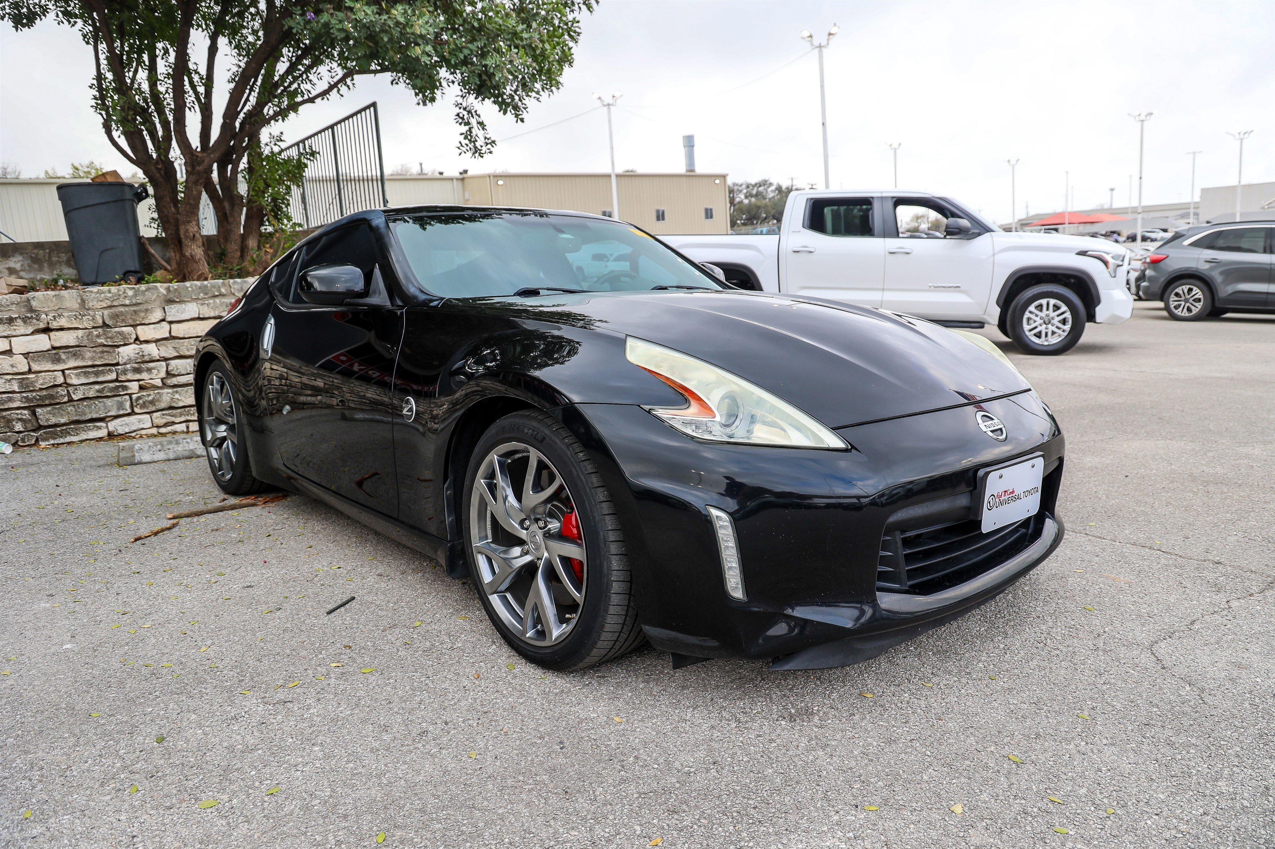 Used 2016 Nissan 370Z w/ Sport Package image 6